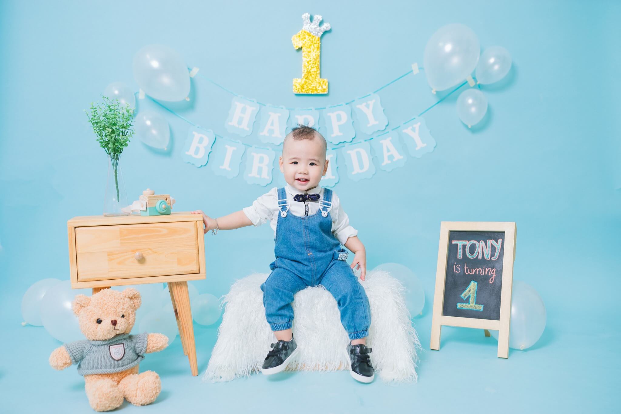Trang trí backdrop sinh nhật 3D cho bé trai