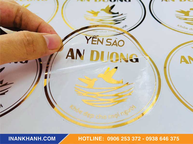 Mẫu in decal trong ép kim