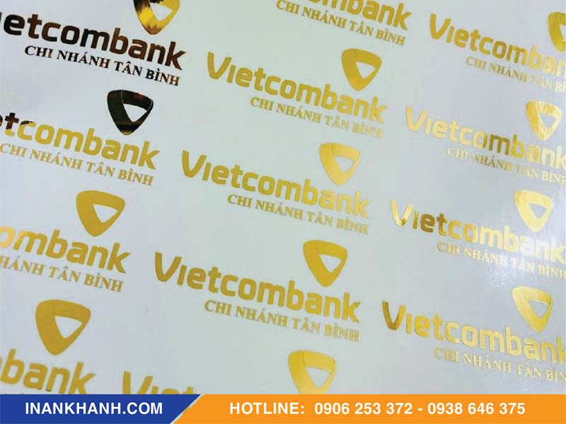 Mẫu decal trong ép kim vàng