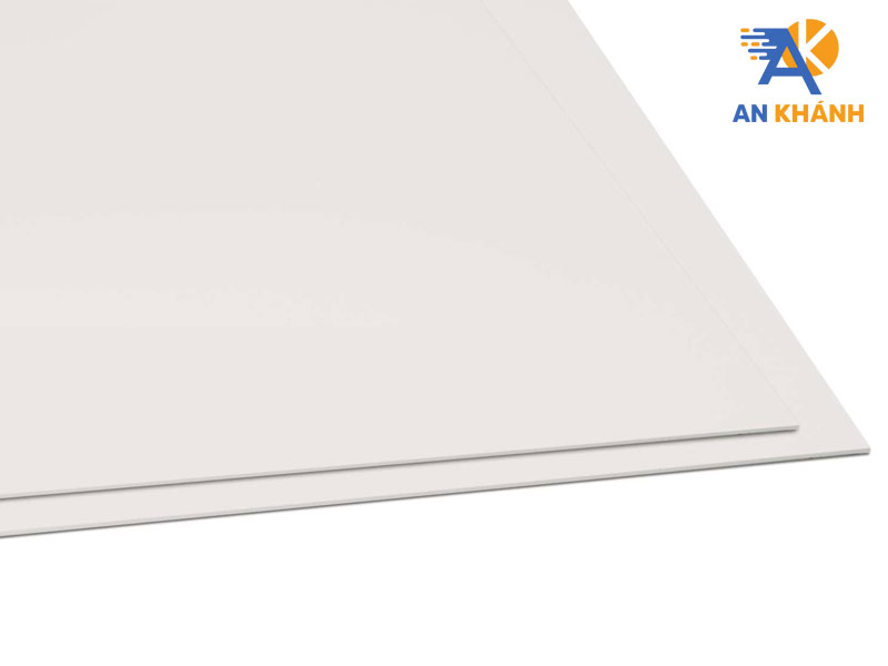 dac-diem-chi-tiet-cua-giay-bristol-inankhanh