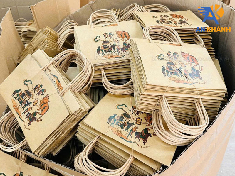 ung-dung-cua-giay-kraft-2-inankhanh