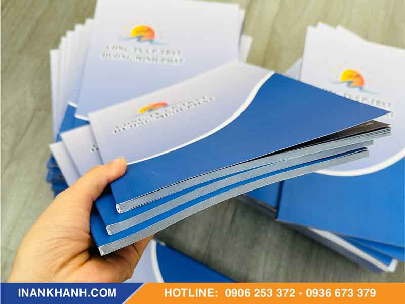 Mẫu catalogue đóng keo gáy