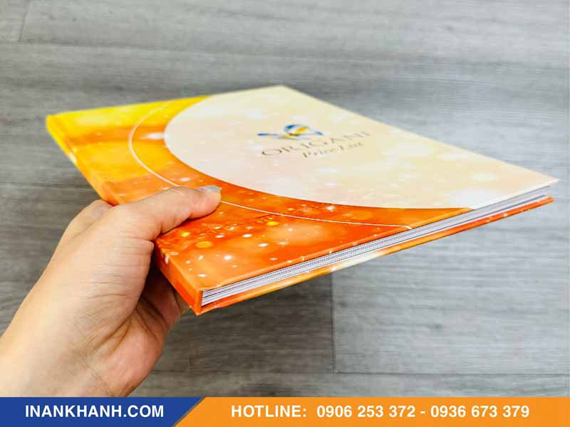 Mẫu catalogue bìa cứng