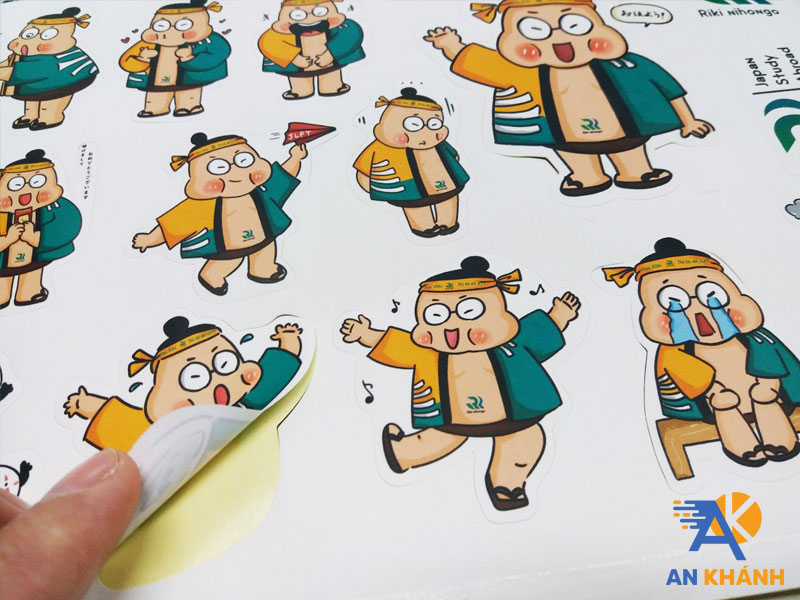 uu-diem-va-han-che-cua-be-decal-inankhanh