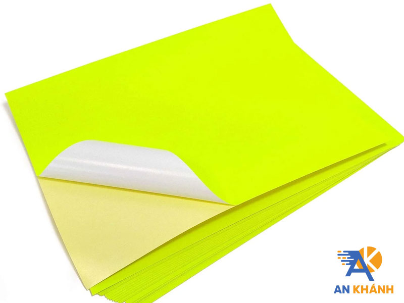 giay-decal-in-tem-nhan-a4-de-vang-inankhanh
