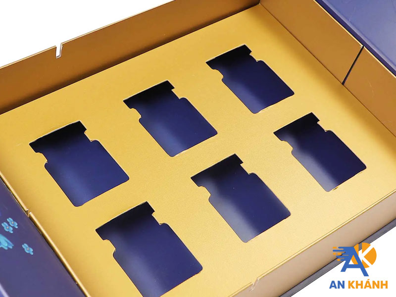 hop-qua-tang-yen-sao-co-khay-dinh-hinh-inankhanh