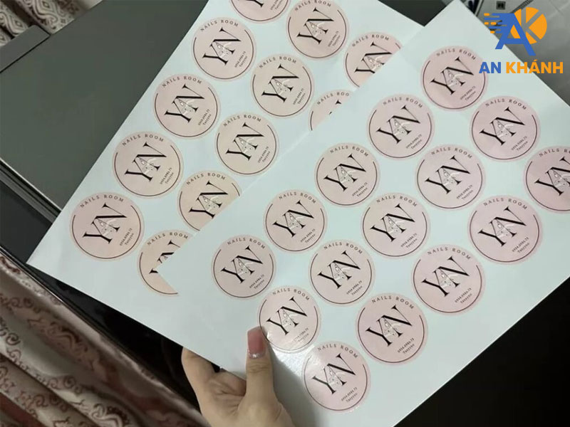 nguon-goc-va-cach-goi-cua-decal-inankhanh