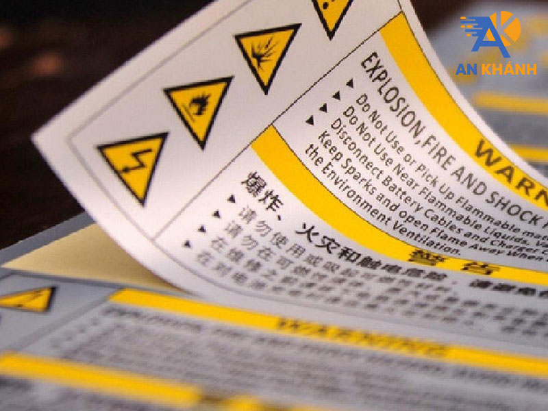 nhung-luu-y-quan-trong-khi-chon-mua-va-bao-quan-decal-trang-guong-inankhanh